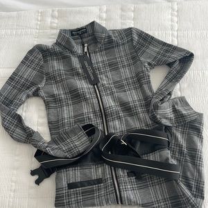 Never worn. Too small for me.